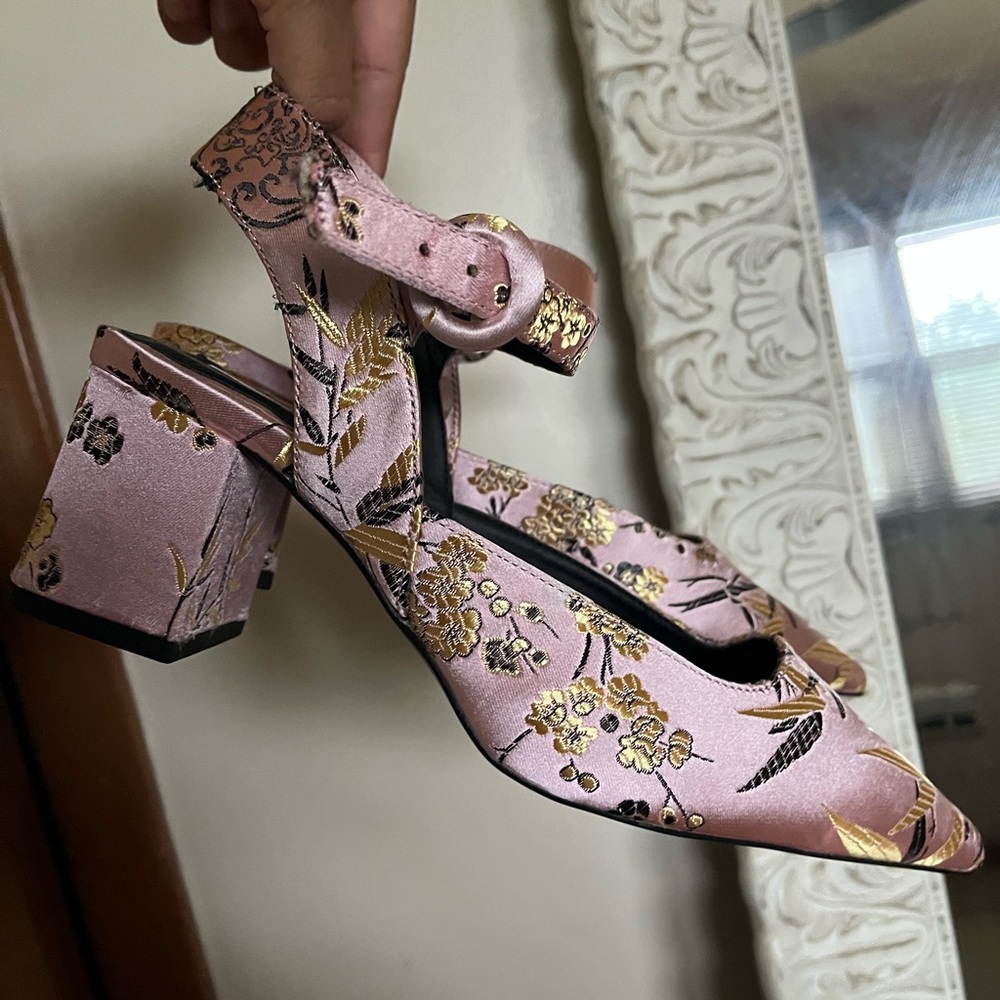 Zara pink floral sandals